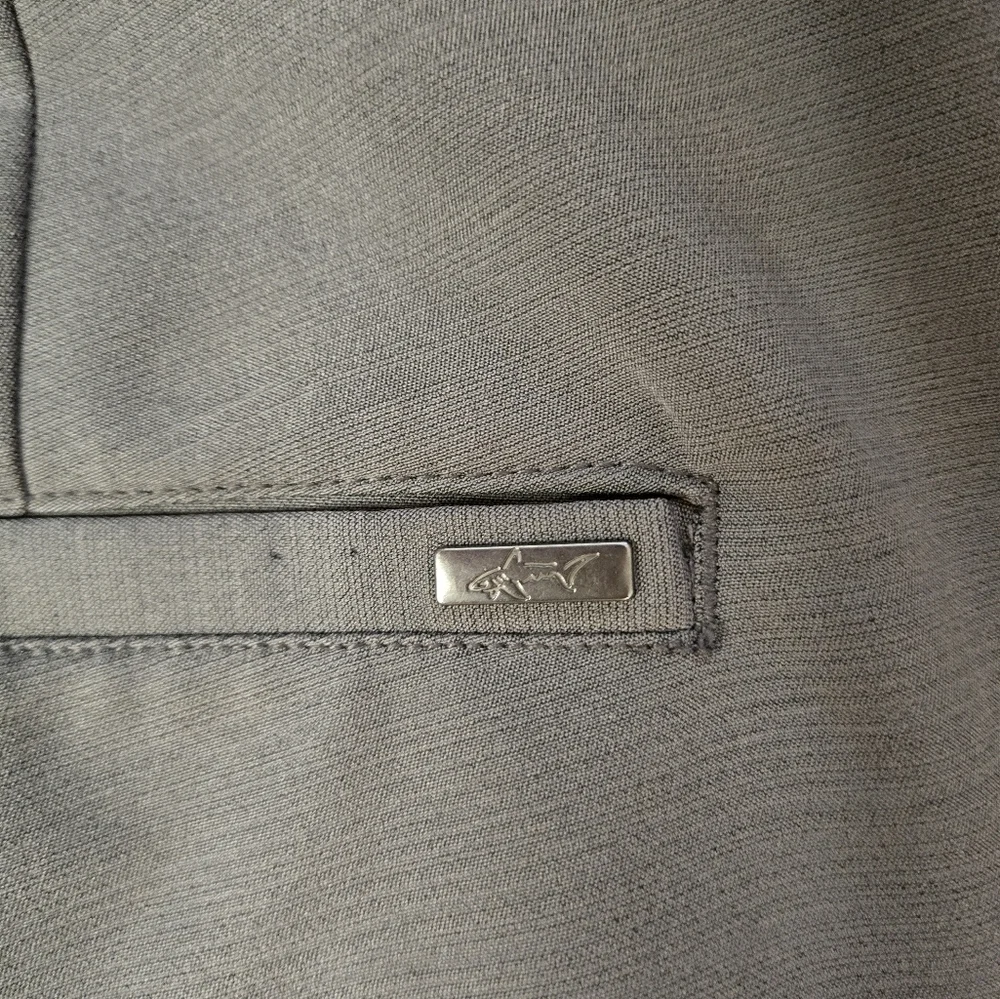 Greg Norman Shark Men’s Flat Front Golf Pants NWOT Size 36/30